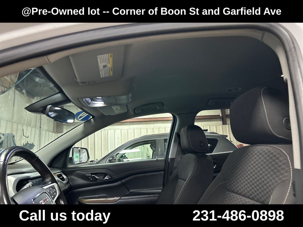 Used 2019 White GMC SLE-2 image 13