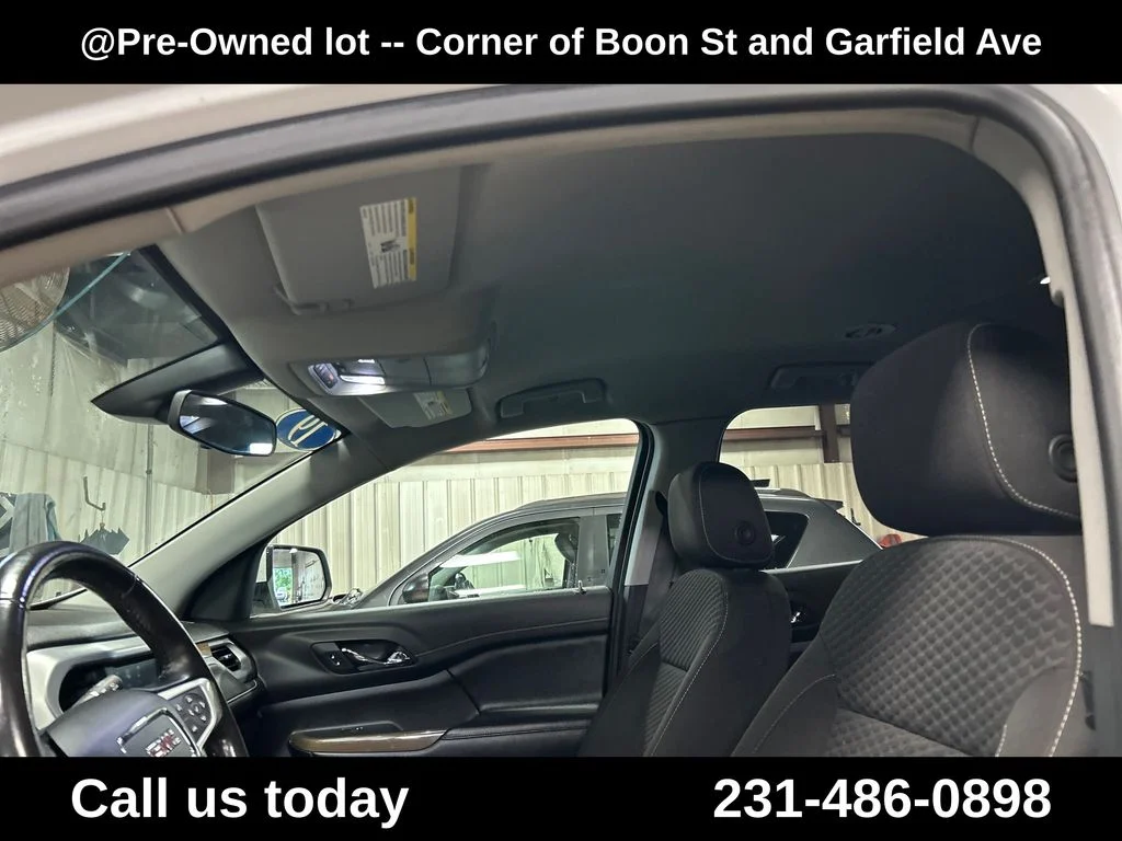 Used 2019 White GMC SLE-2 image 13