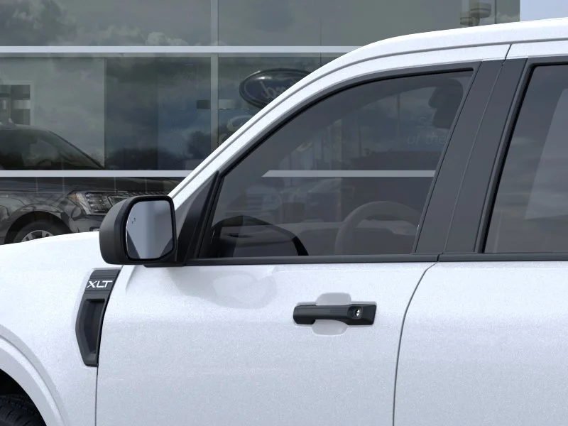 New 2025 Space White Metallic Ford XLT image 21
