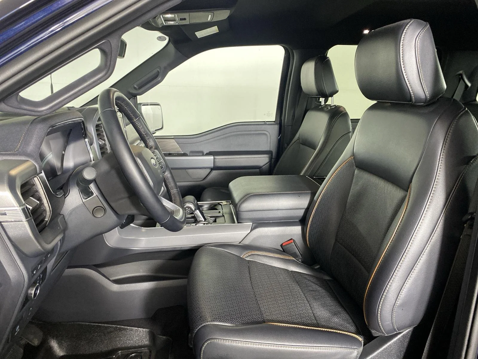 Used 2024 Antimatter Blue Ford LARIAT image 10