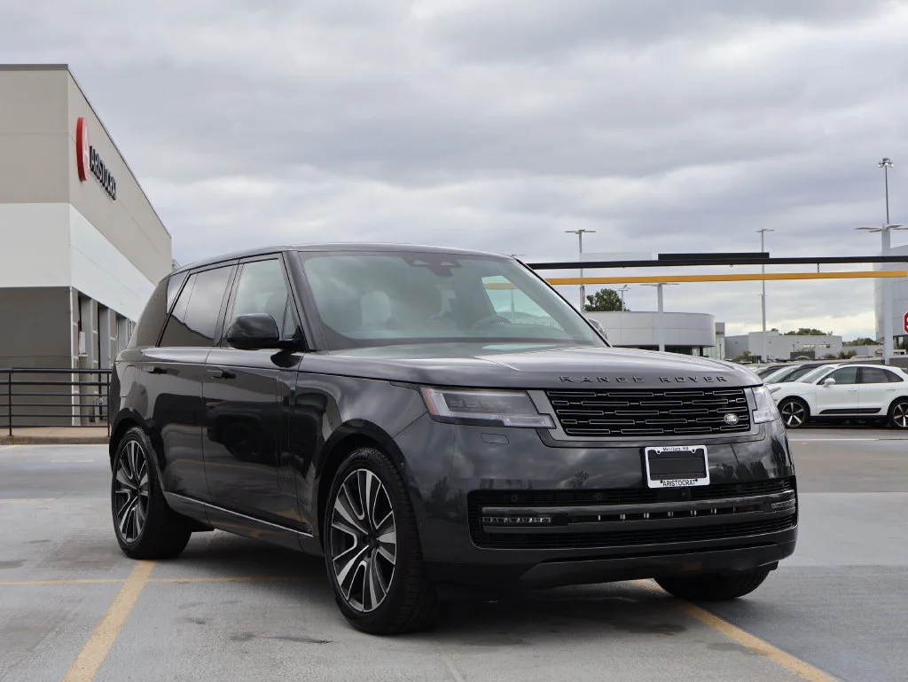 Certified Used 2026 Carpathian Gray Premium Metallic Land Rover SE image 3