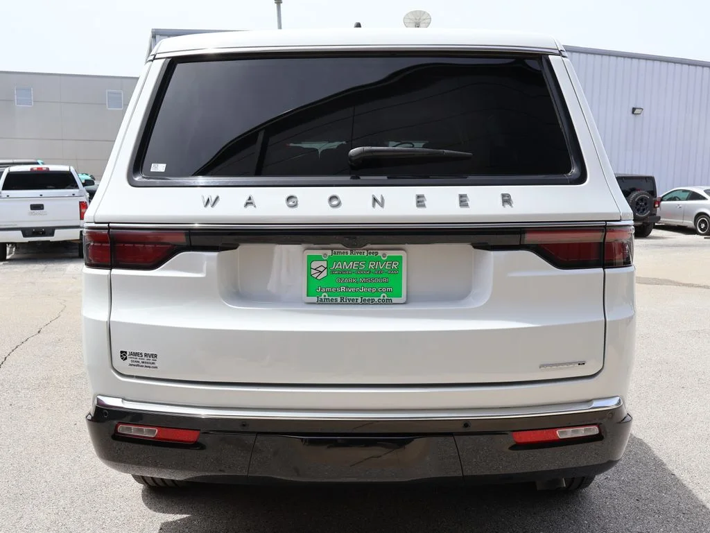 Used 2024 White Jeep Series II image 4