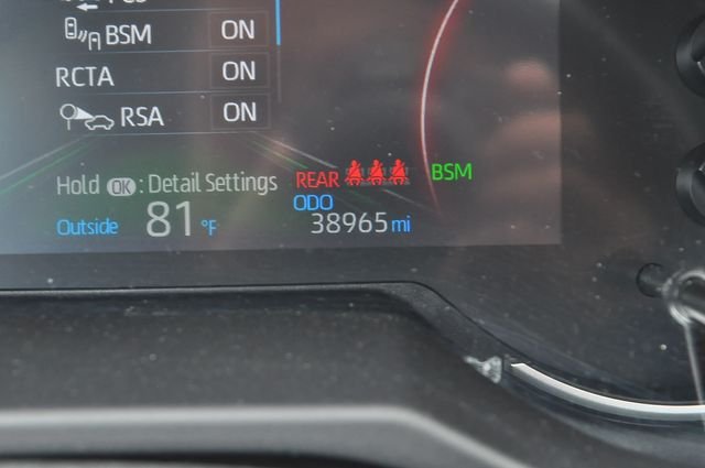Used 2024 White Toyota XLE image 21