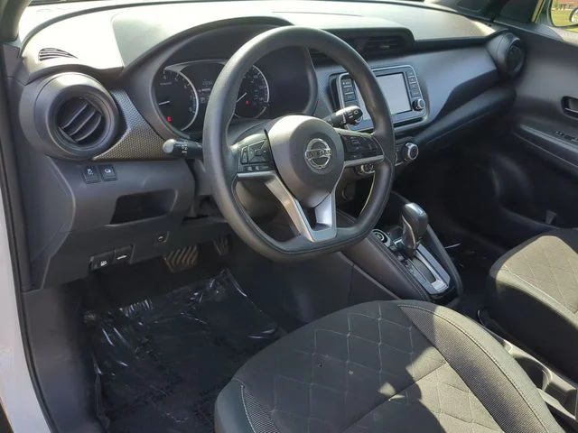 Used 2019 White Nissan S image 20