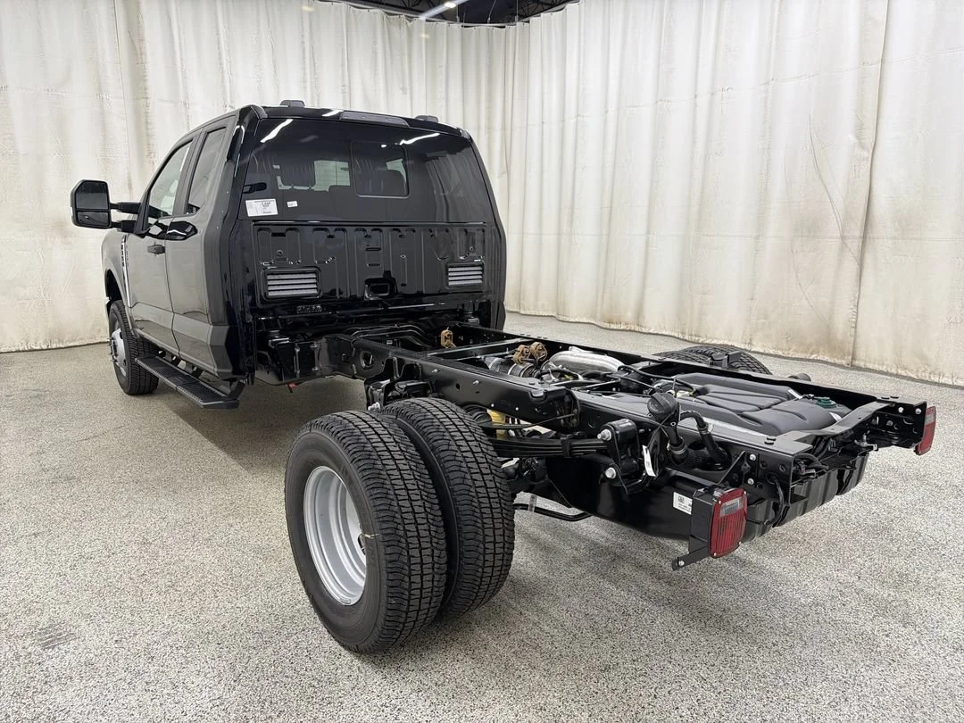 New 2026 Agate Black Metallic Ford F-350® XL image 9