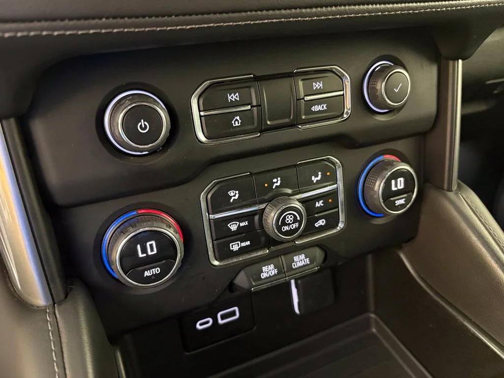 Used 2023 White Chevrolet LS image 28