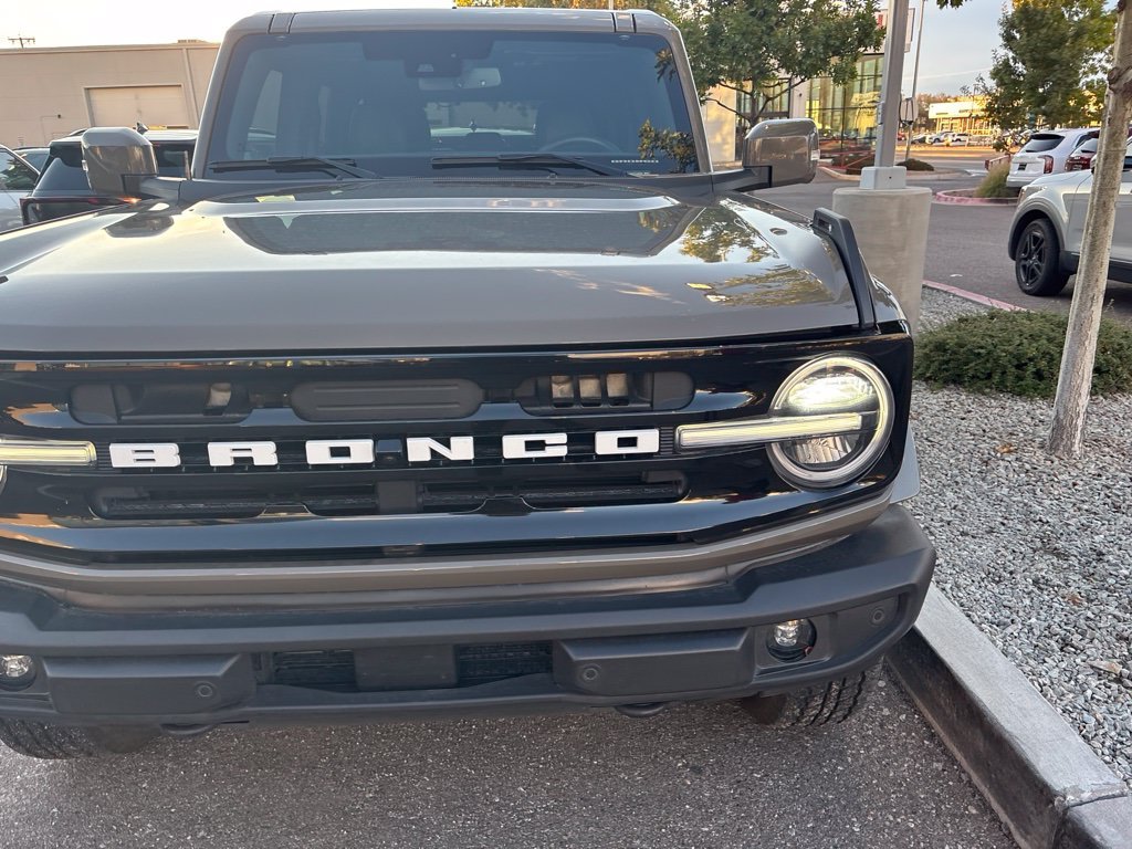 Used 2025 Gray Ford Outer Banks image 4