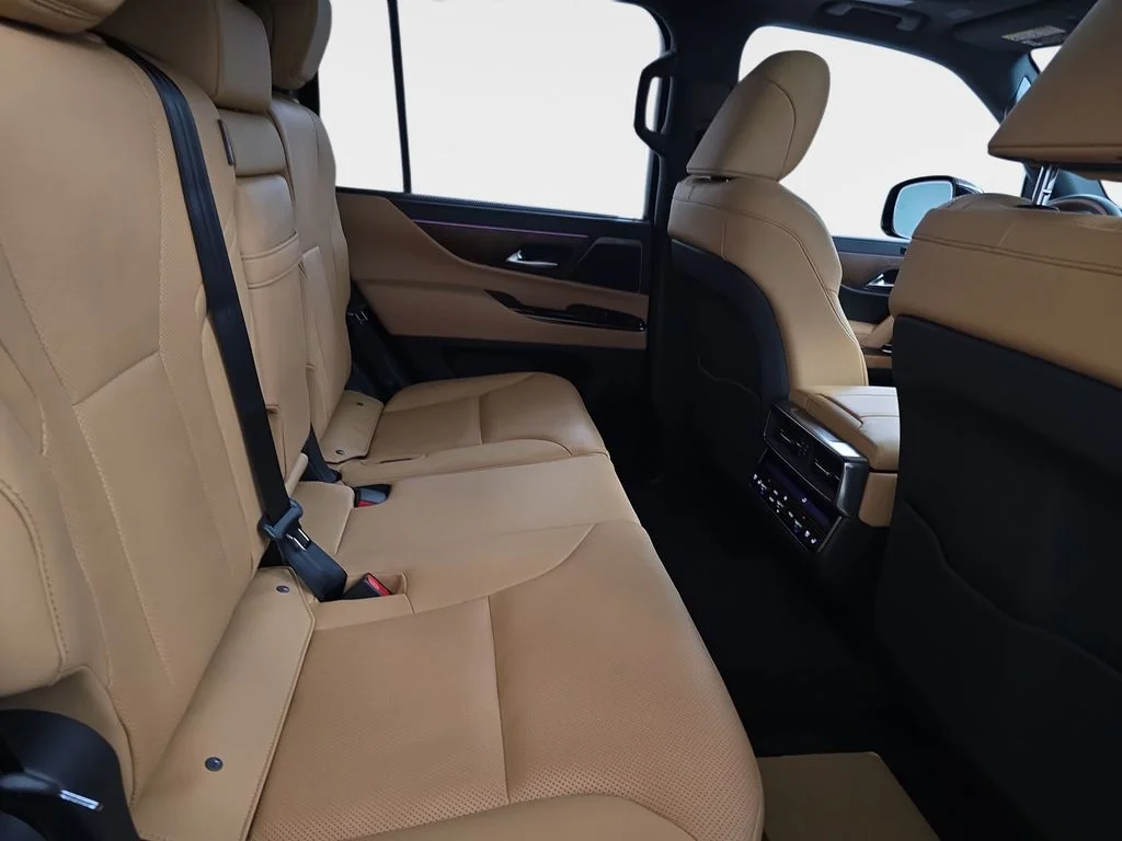 New 2026 Black Lexus 600 Luxury image 11