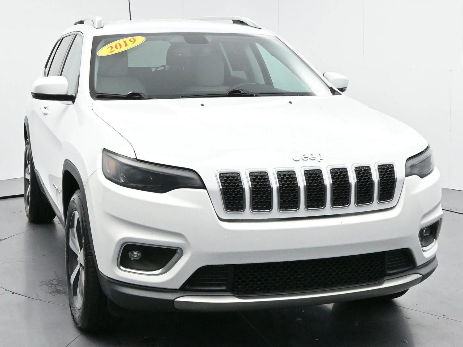 Used 2019 Bright White Clearcoat Jeep Limited image 2