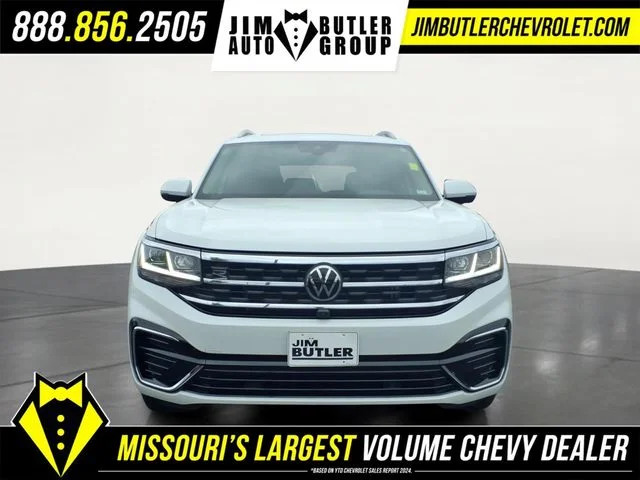 Certified Used 2022  Volkswagen 3.6L V6 SEL Premium R-Line image 28
