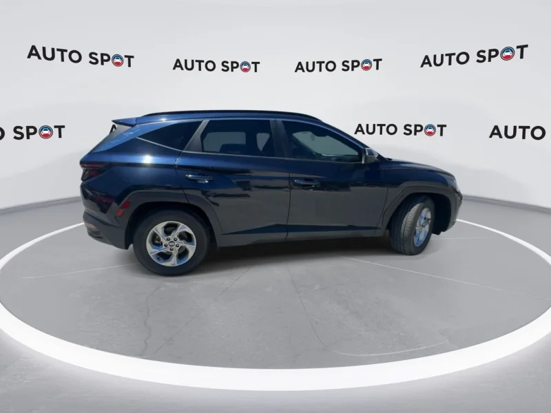 Used 2022 Intense Blue Hyundai SEL image 9