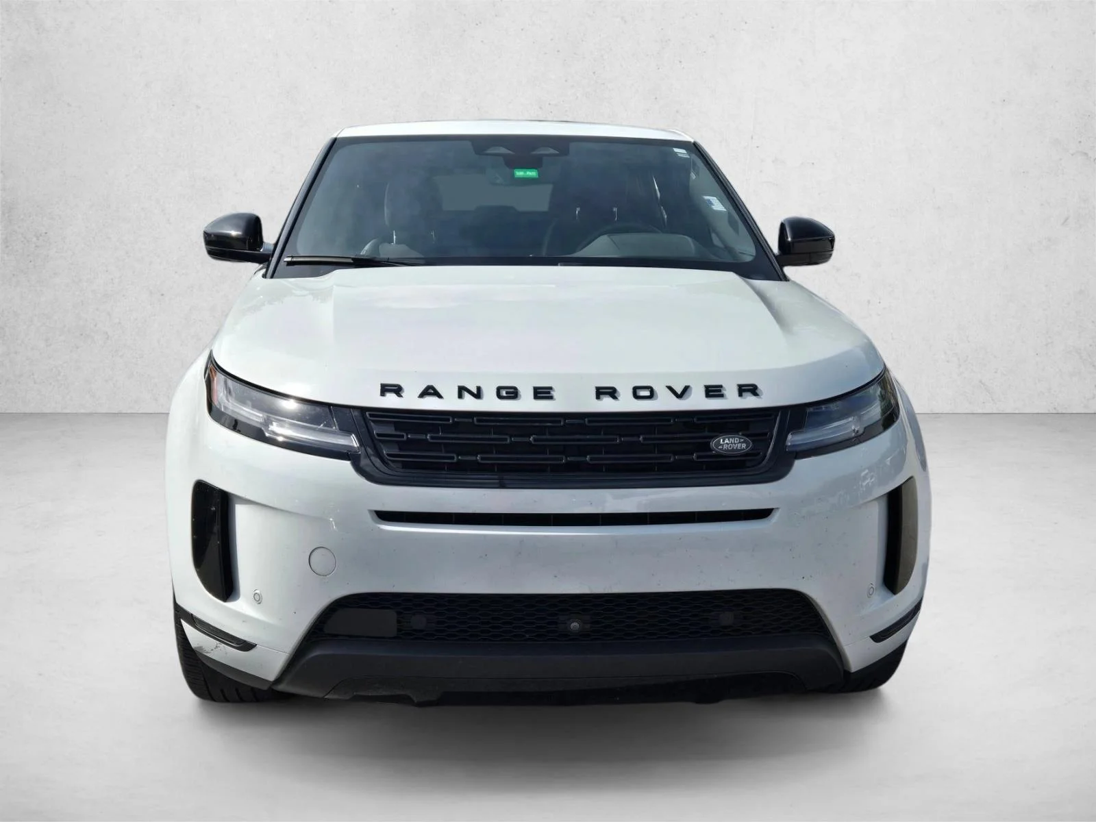 Used 2024 White Land Rover Core S image 2