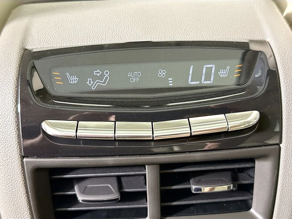 2025 Cadillac XT5 Premium Luxury - Photo 26