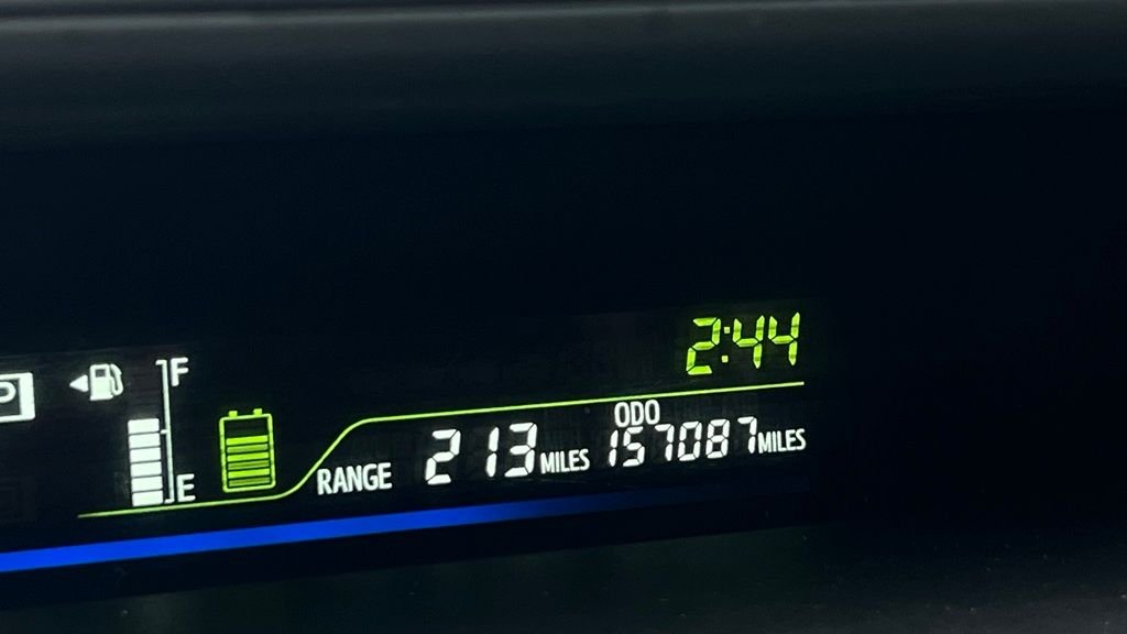 Used 2012 White Toyota Two image 13