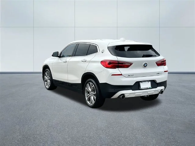 Used 2019 Alpine White BMW sDrive28i image 9