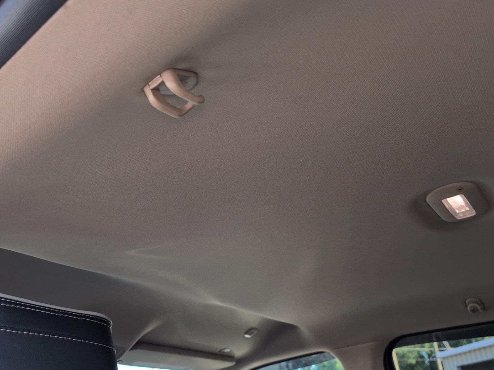 Used 2019 Ivory White Tri-Coat Pearlcoat Ram Laramie image 31