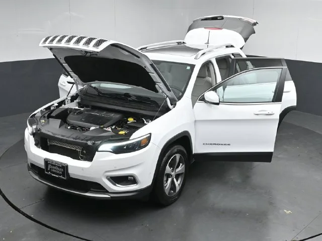 Used 2021 Bright White Clearcoat Jeep Limited image 51