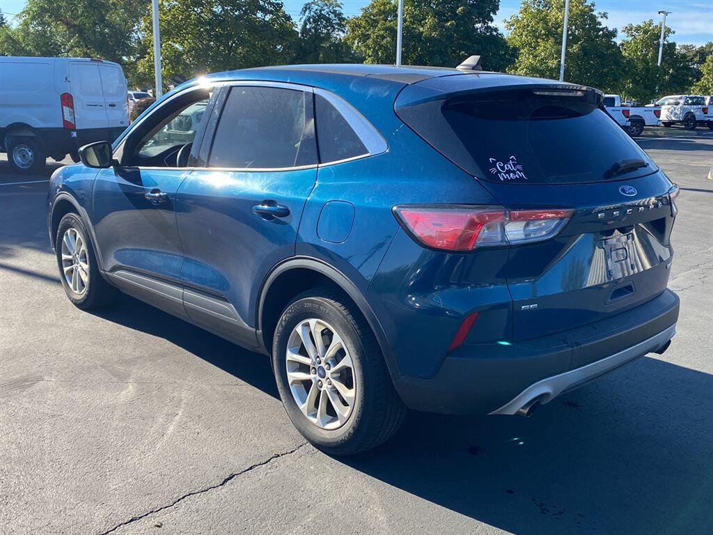 Used 2020 Dark Persian Green Ford SE image 8