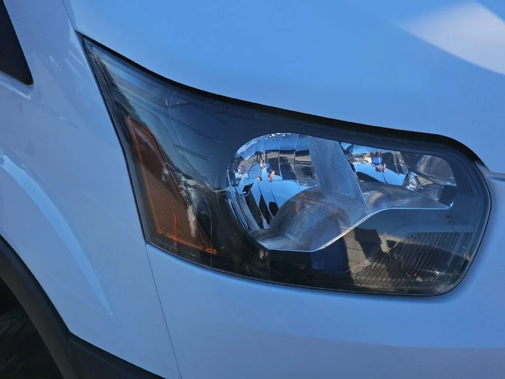 Used 2018 White Ford Base image 33
