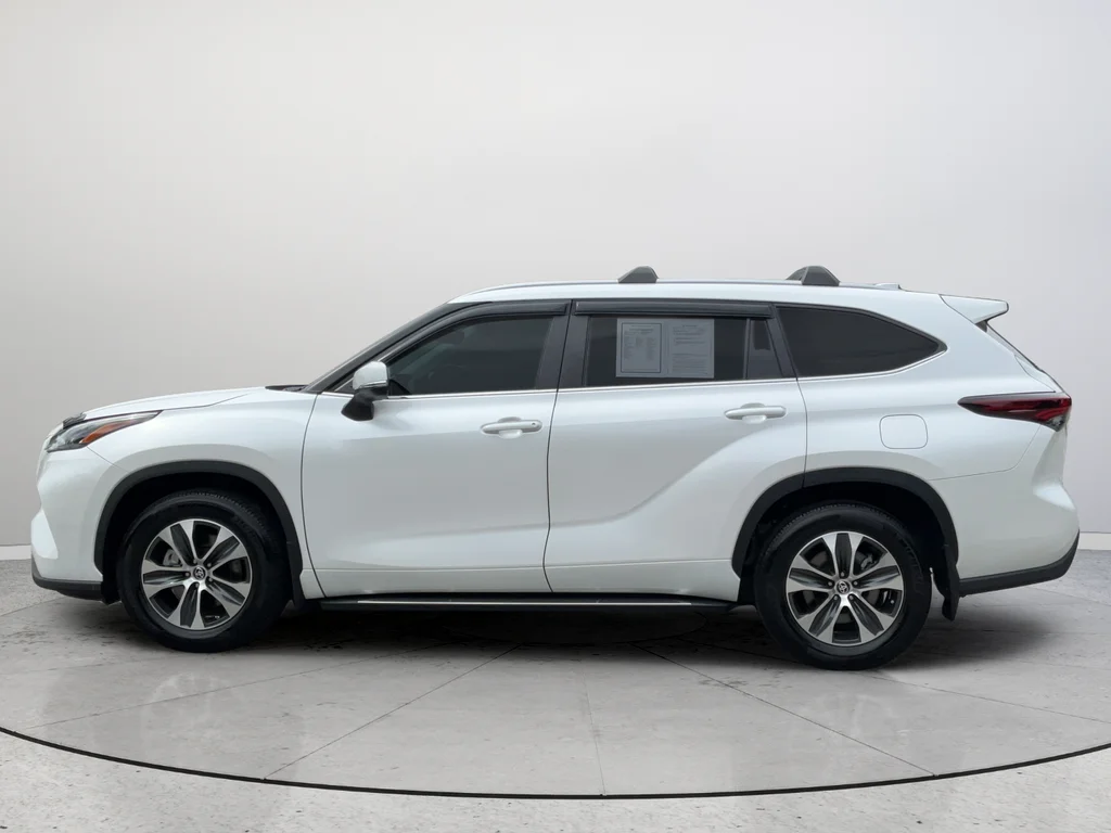 2024 Toyota Highlander XLE - Photo 6