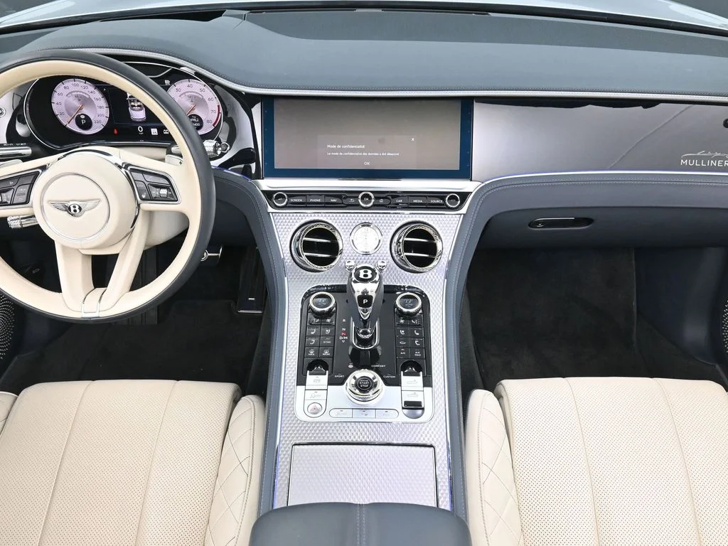 Certified Used 2022  Bentley V8 image 4