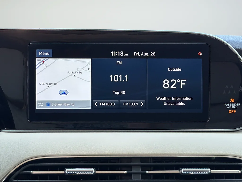 Used 2021 White Hyundai Calligraphy image 12