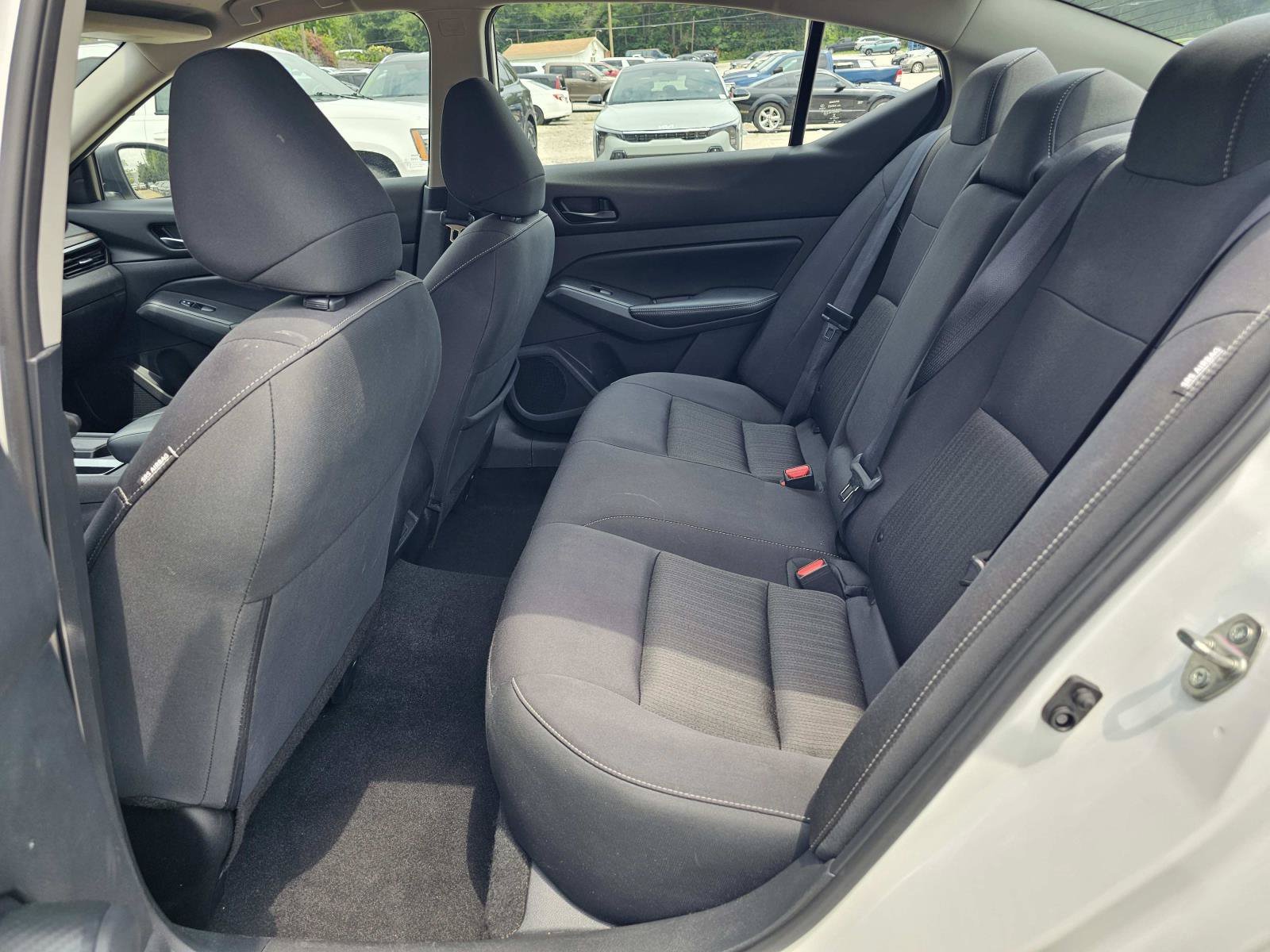 Used 2025 Glacier White Nissan SV image 29
