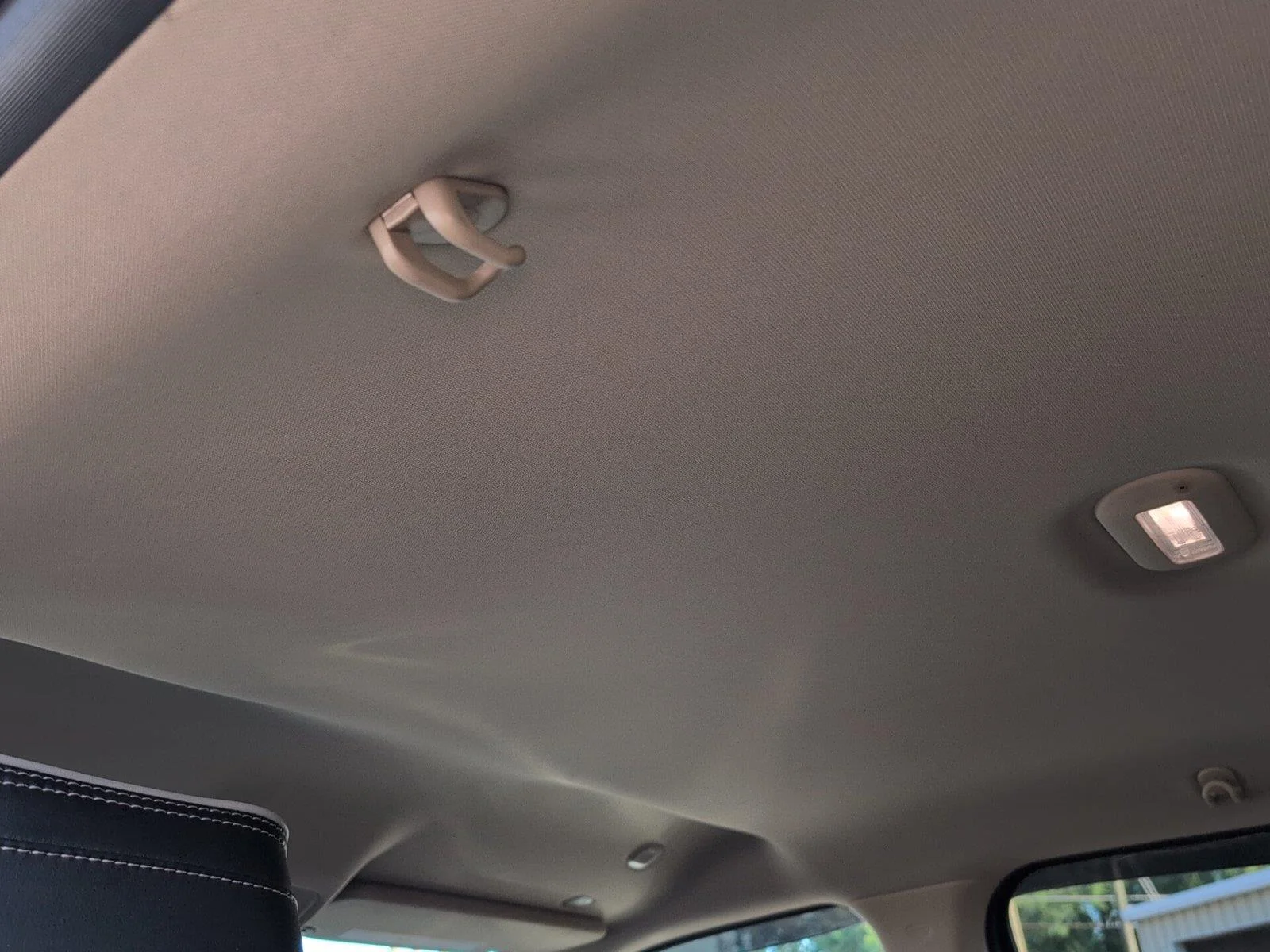 Used 2019 Ivory White Tri-Coat Pearlcoat Ram Laramie image 31