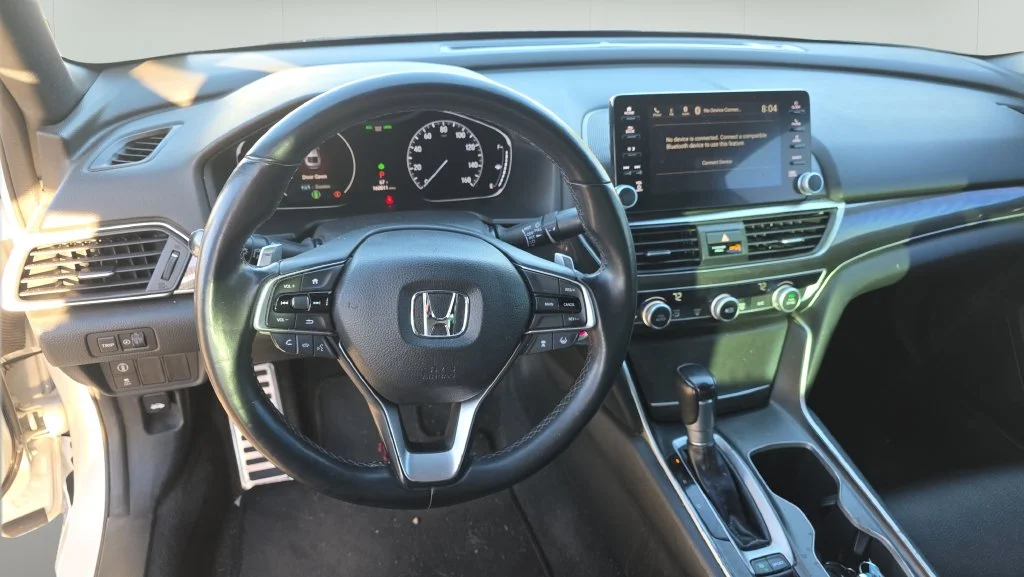 Used 2018 White Honda Sport image 16