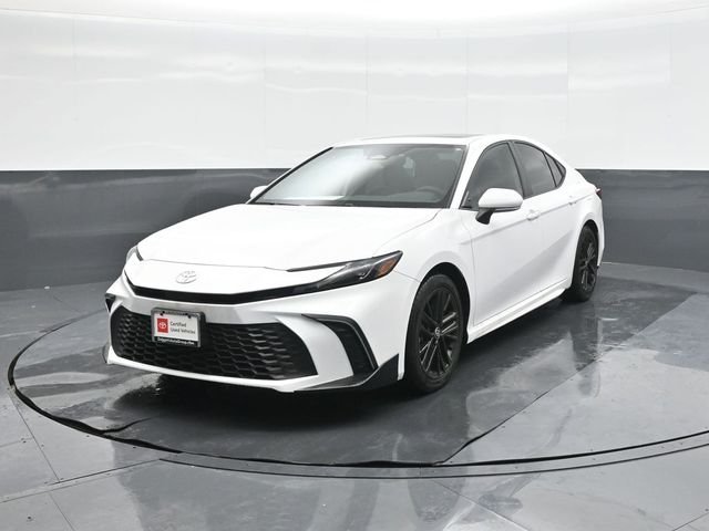 Used 2026 White Toyota SE image 1