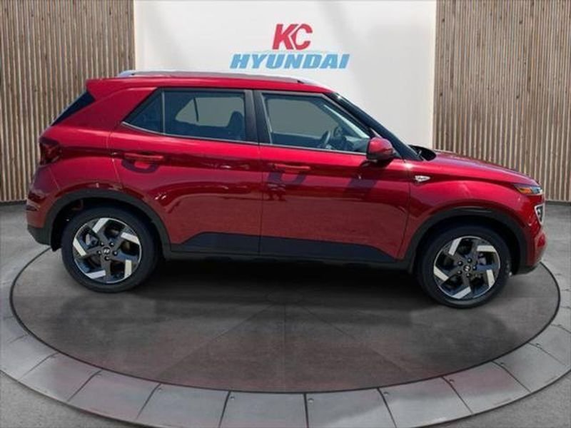 Used 2025 Ultimate Red Hyundai Limited image 6