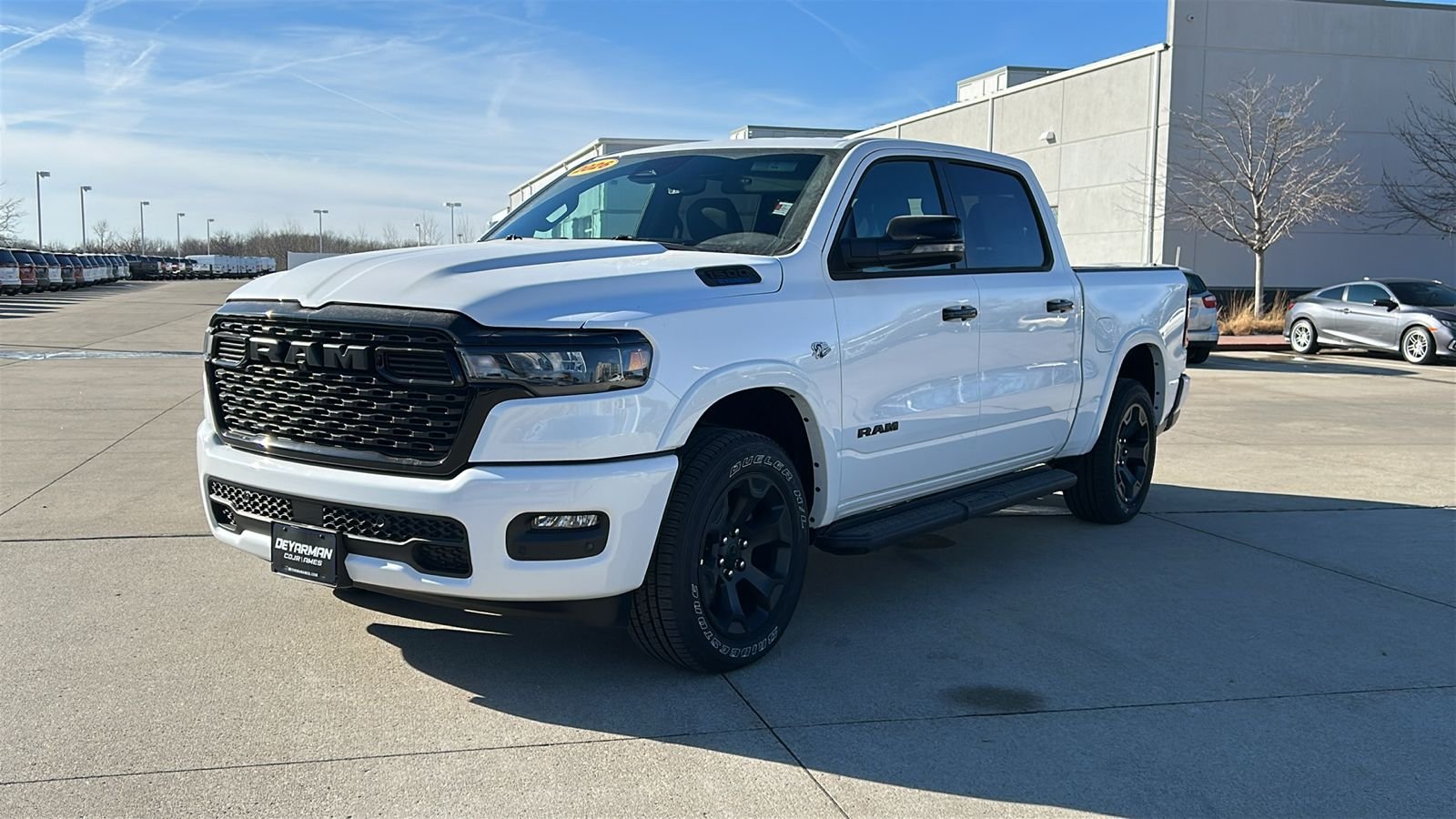 New 2026 Bright White Clear-Coat Exterior Paint RAM Big Horn/Lone Star image 7