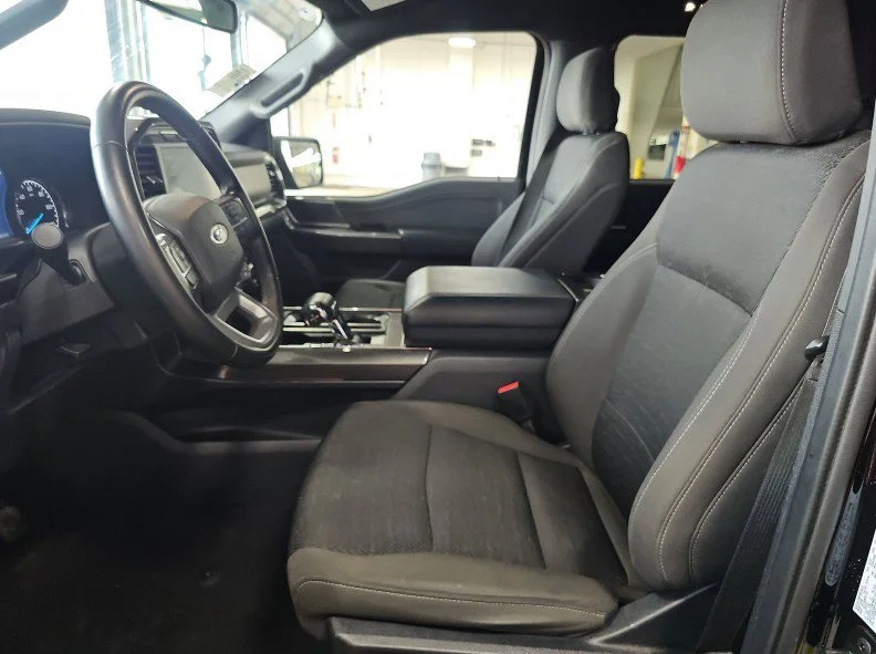 Used 2023 Black Ford XLT image 2