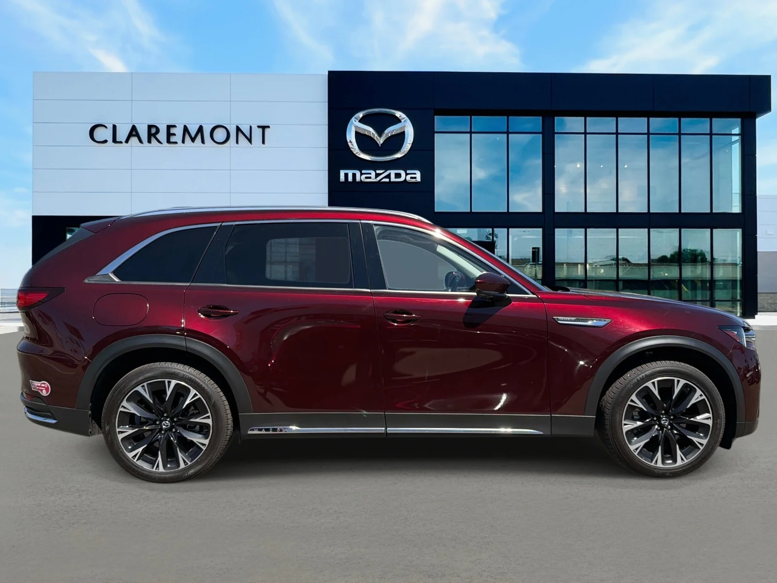 Used 2024 ARTISAN RED PRE Mazda Premium AWD image 4