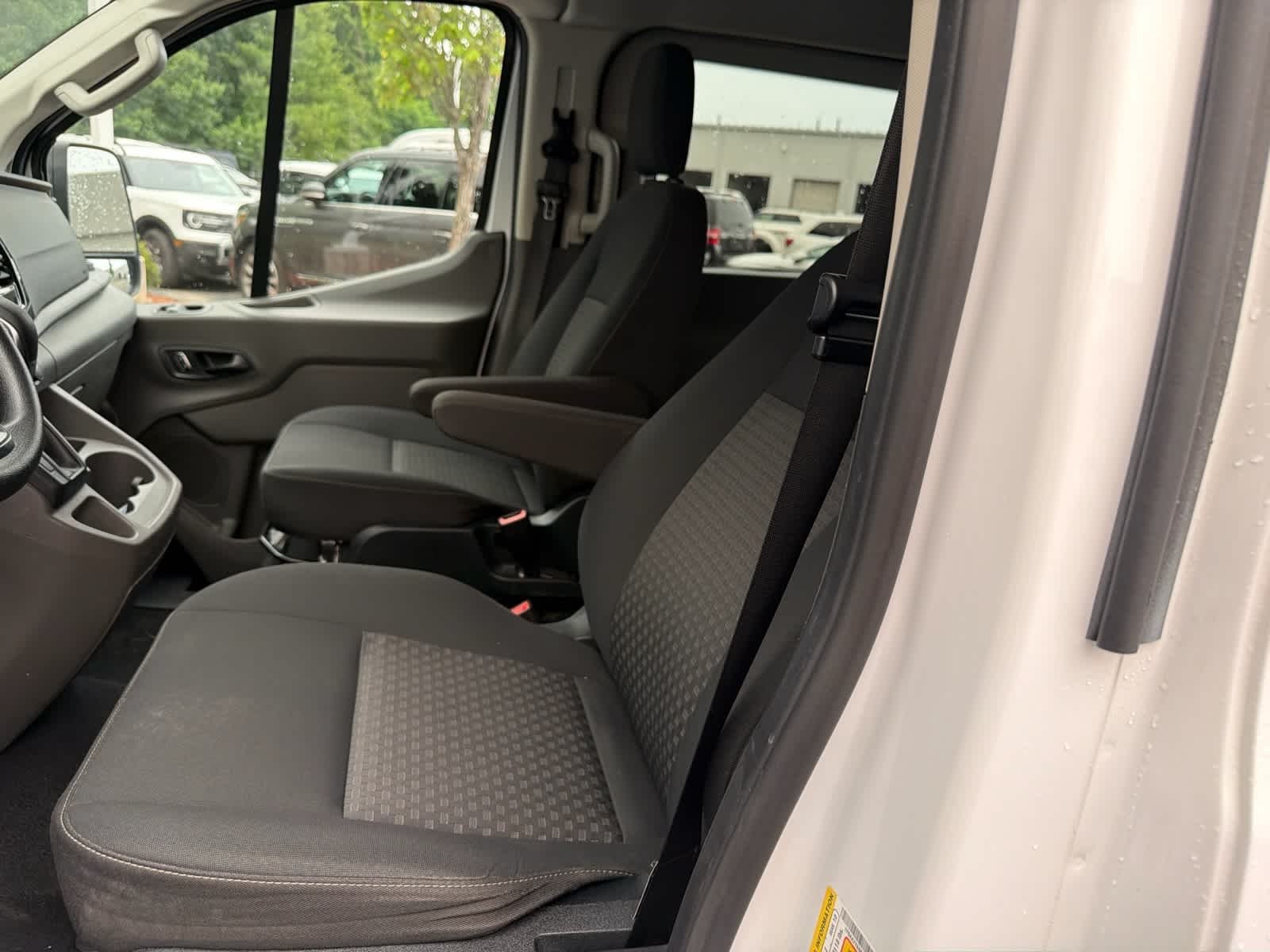 Used 2023 Oxford White Ford XLT image 19