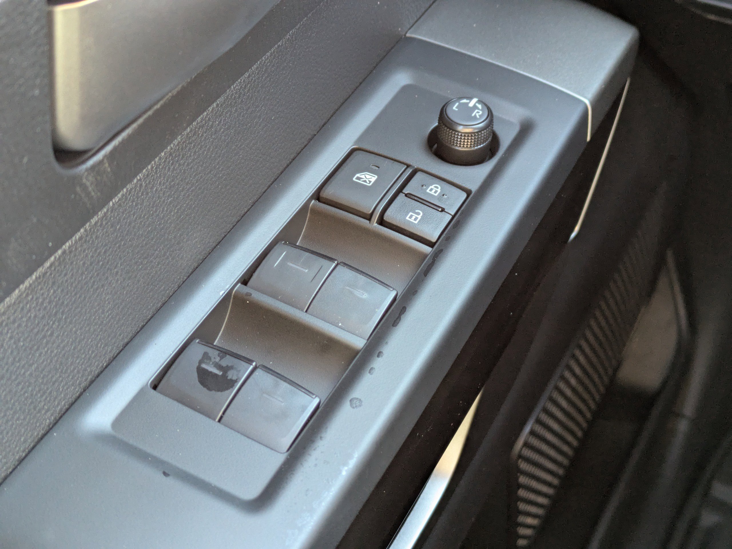 2026 Toyota Tundra SR5 - Photo 25