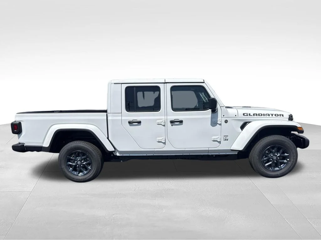 New 2026 Bright White Clear-Coat Exterior Paint Jeep 85th Anniversary Edition image 2