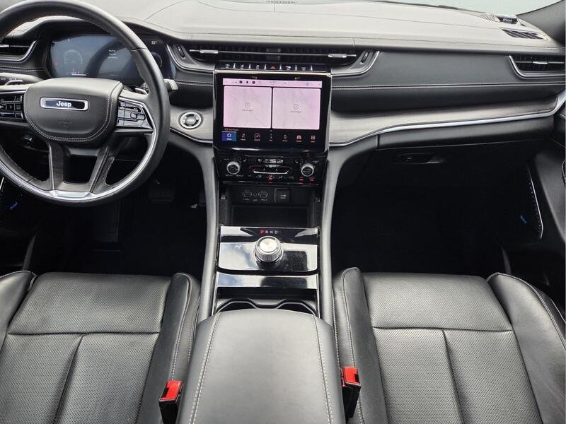 Used 2022 Gray Metallic JEEP OVERLAND 4X2 image 15
