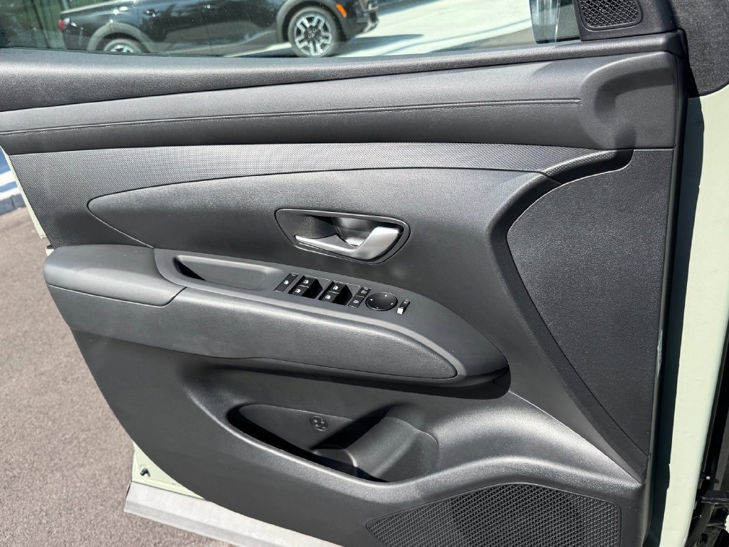 Used 2026 Green Hyundai SEL image 21