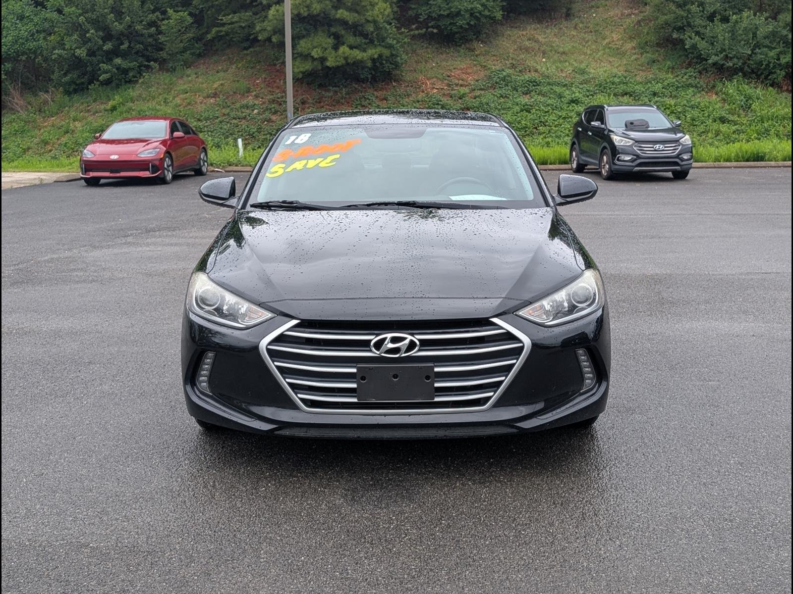 Used 2018 Phantom Black S3 Hyundai Value Edition image 3