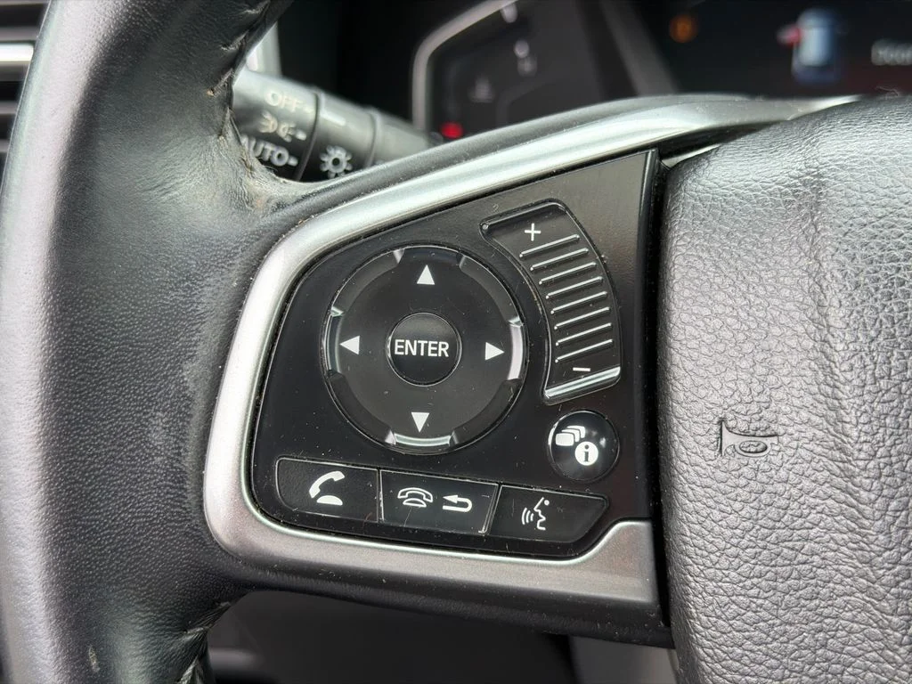 Used 2018 Black Honda Touring image 25