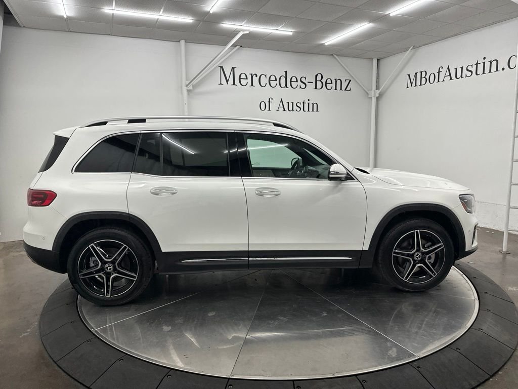 New 2026 Polar White Mercedes-Benz GLB 250 image 8