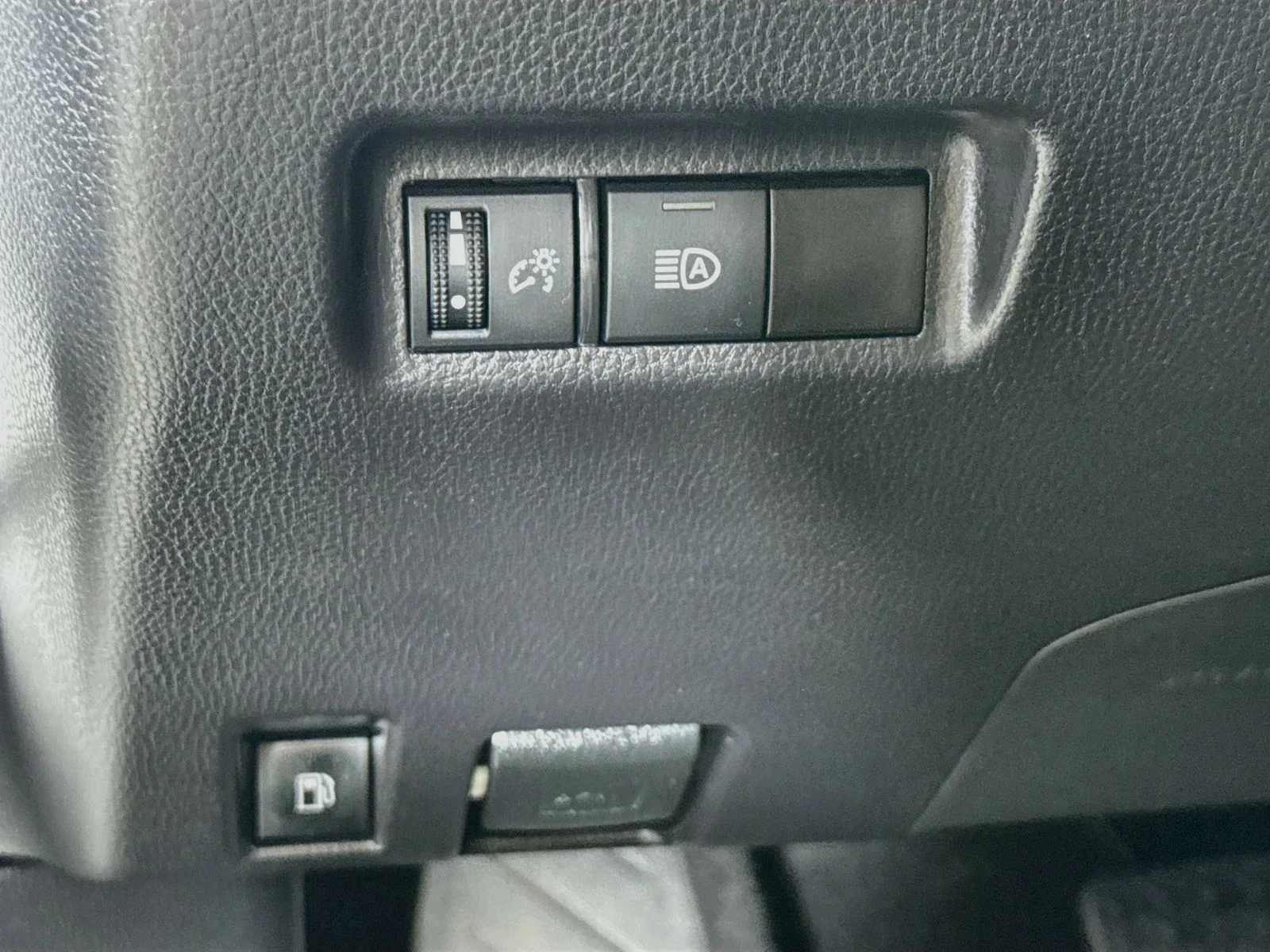 Certified Used 2025 White Toyota XLE image 10
