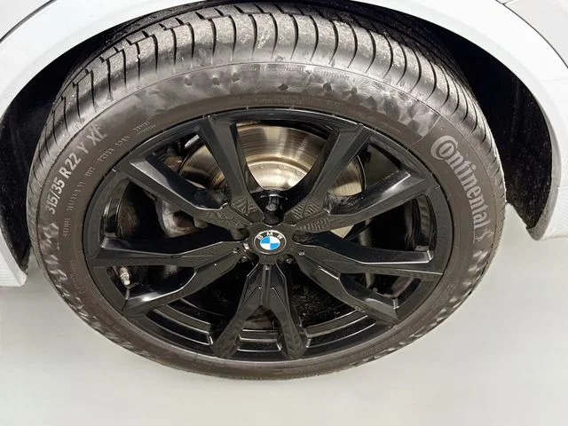 Used 2023 Gray BMW xDrive40i image 33
