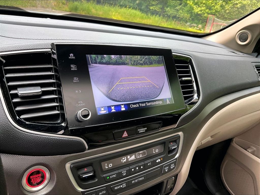 Used 2023 White Honda RTL image 19