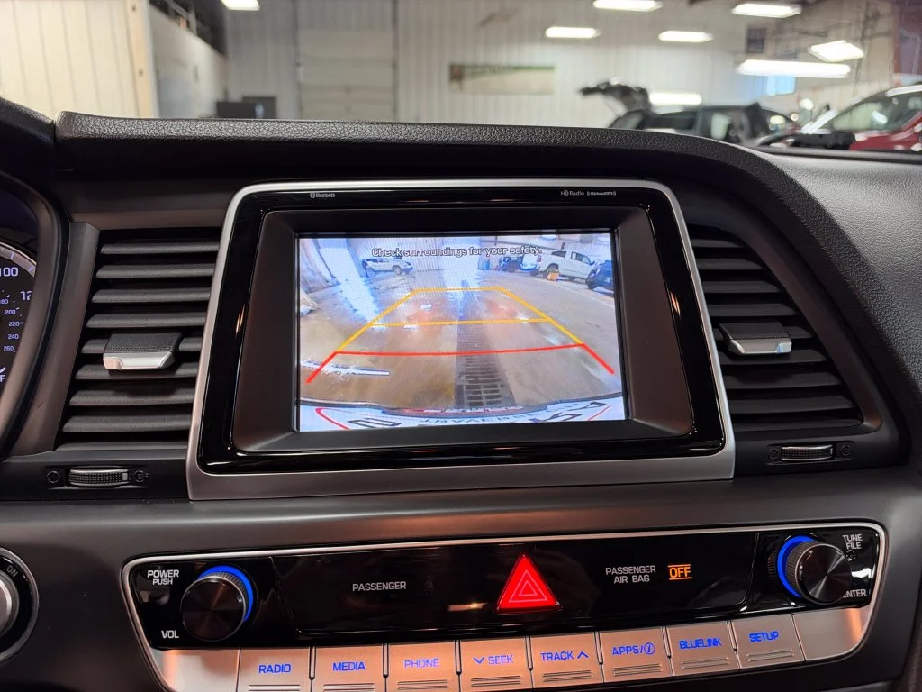 Used 2018 Blue Hyundai SEL image 24