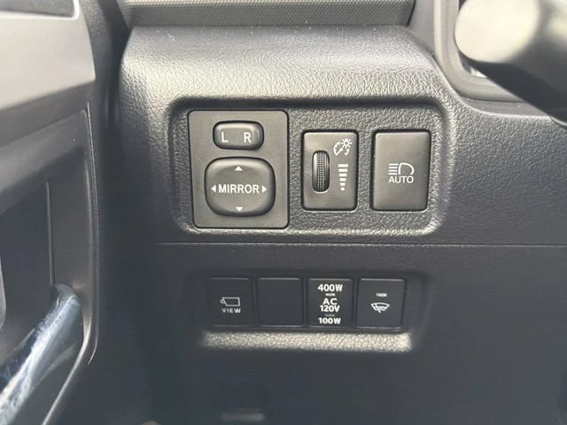 Used 2024 Off-white Toyota Limited image 28