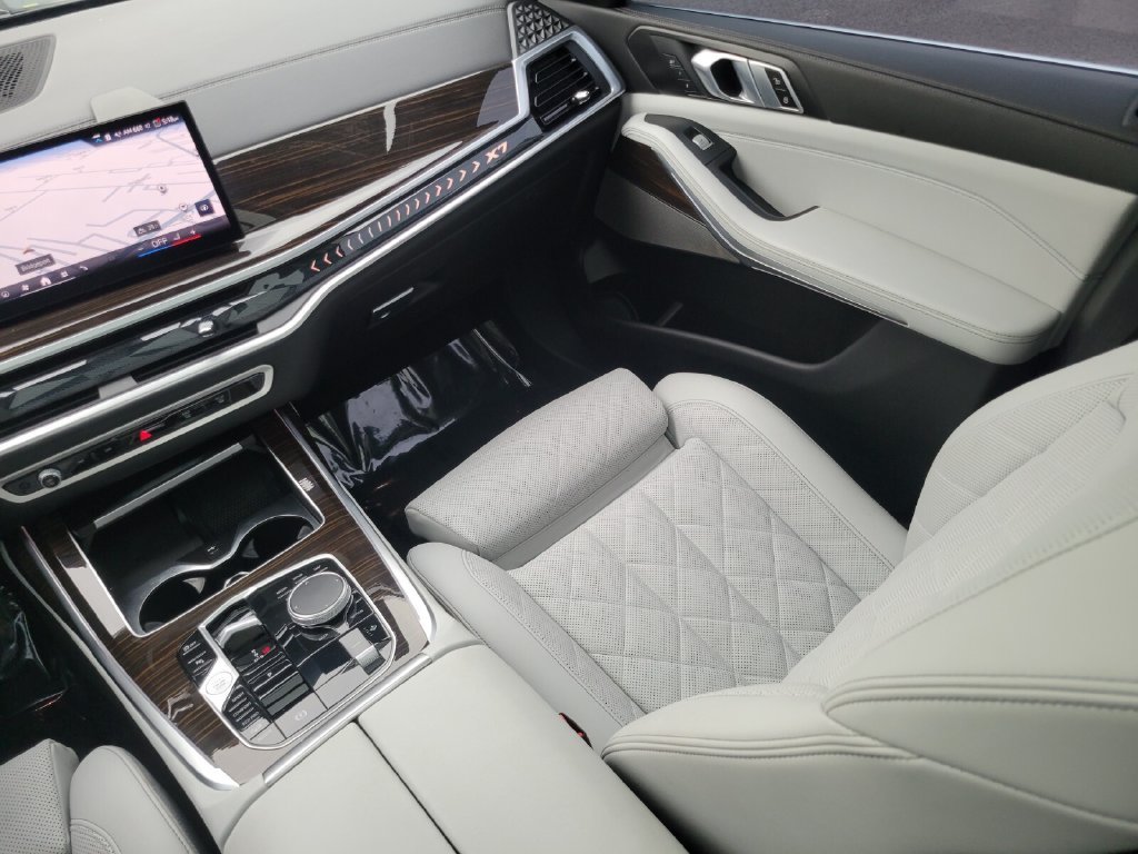 Certified Used 2024 Black BMW xDrive40i image 16