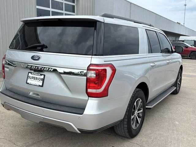 Used 2018 Silver Ford XLT image 3