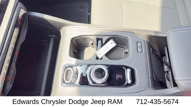 New 2026 White Jeep Laredo image 23